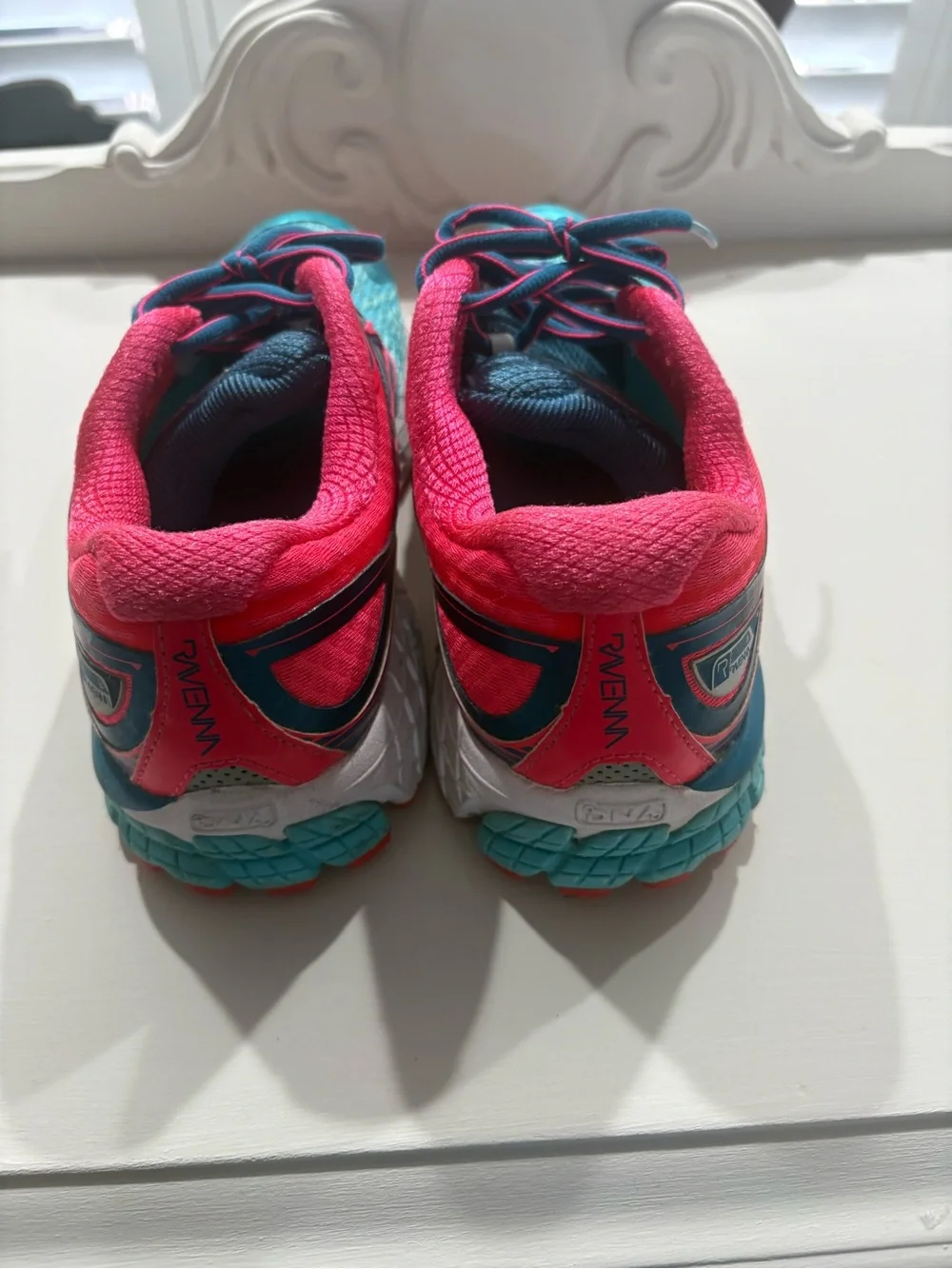 Brooks sneakers